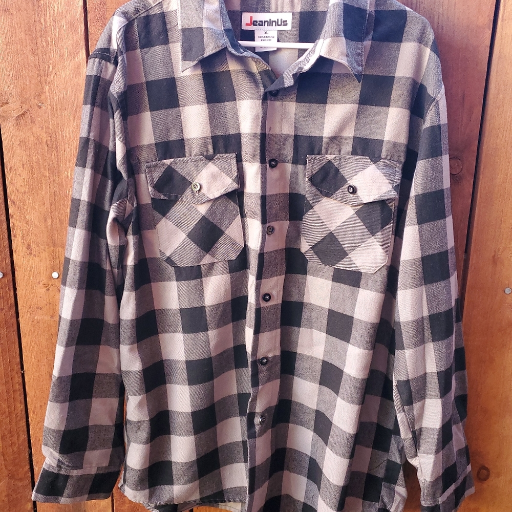 Men's shirt flannel
